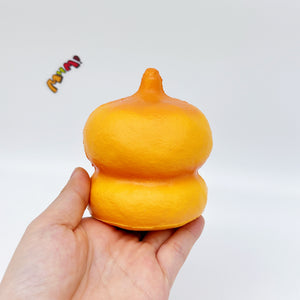 Kawaii Gourd Slow Rise Squishy Toy - kawaii squishy toy close up