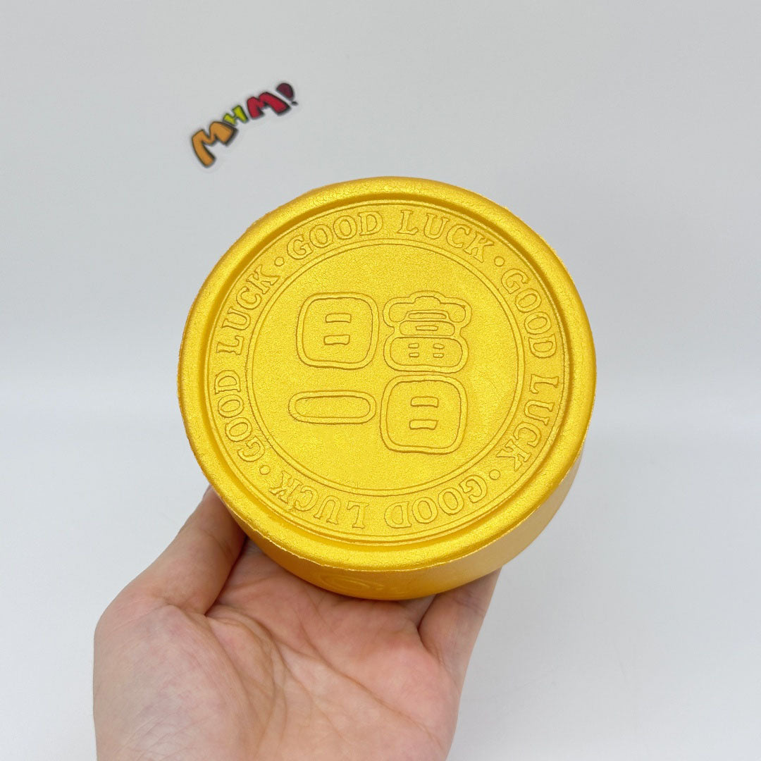 Kawaii Lucky Cat Gold Coin Squishy: Bring Home the Good Luck - kawaii squishy toy close up