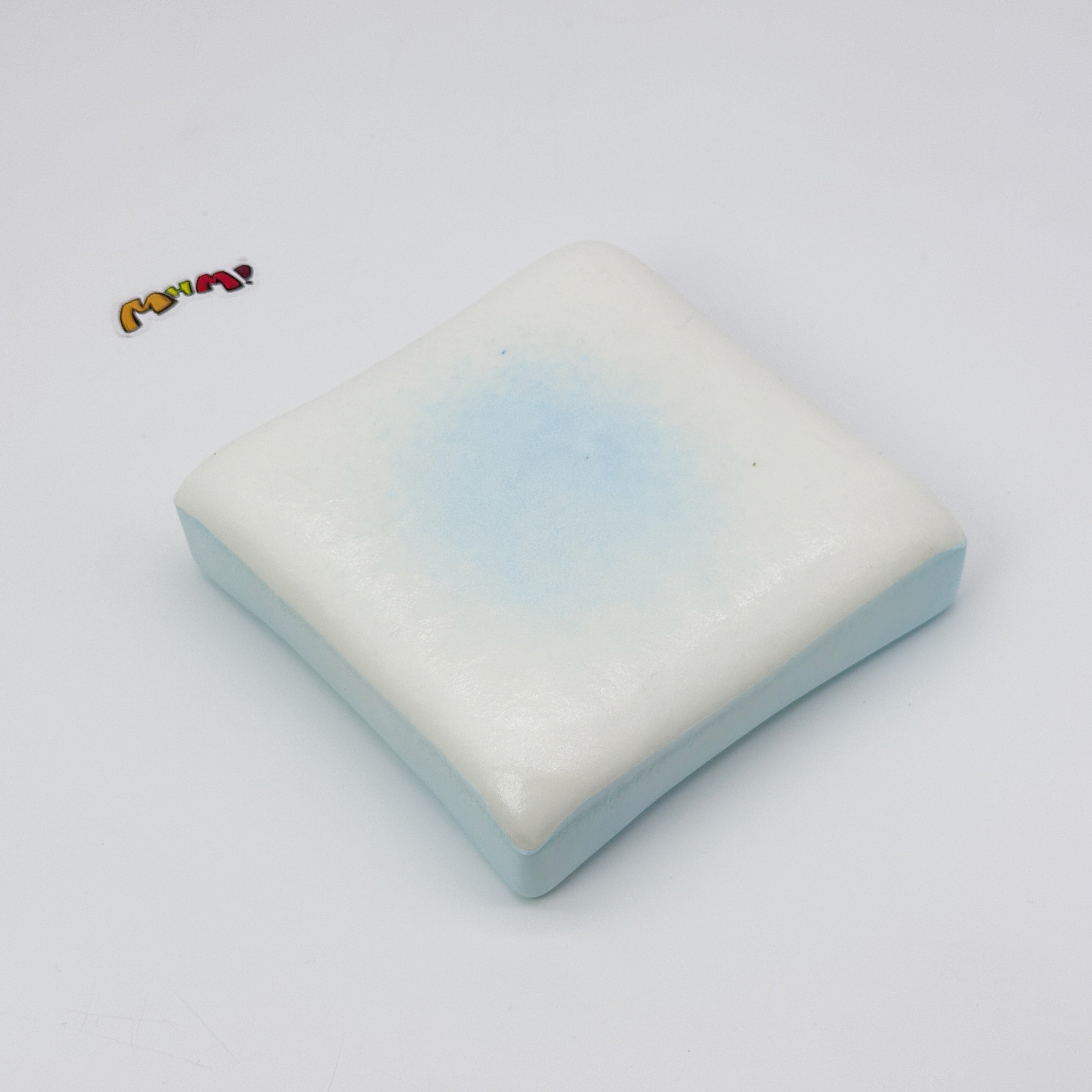シーソルトミルク粘着トースト スクイーズ – MHM squishy