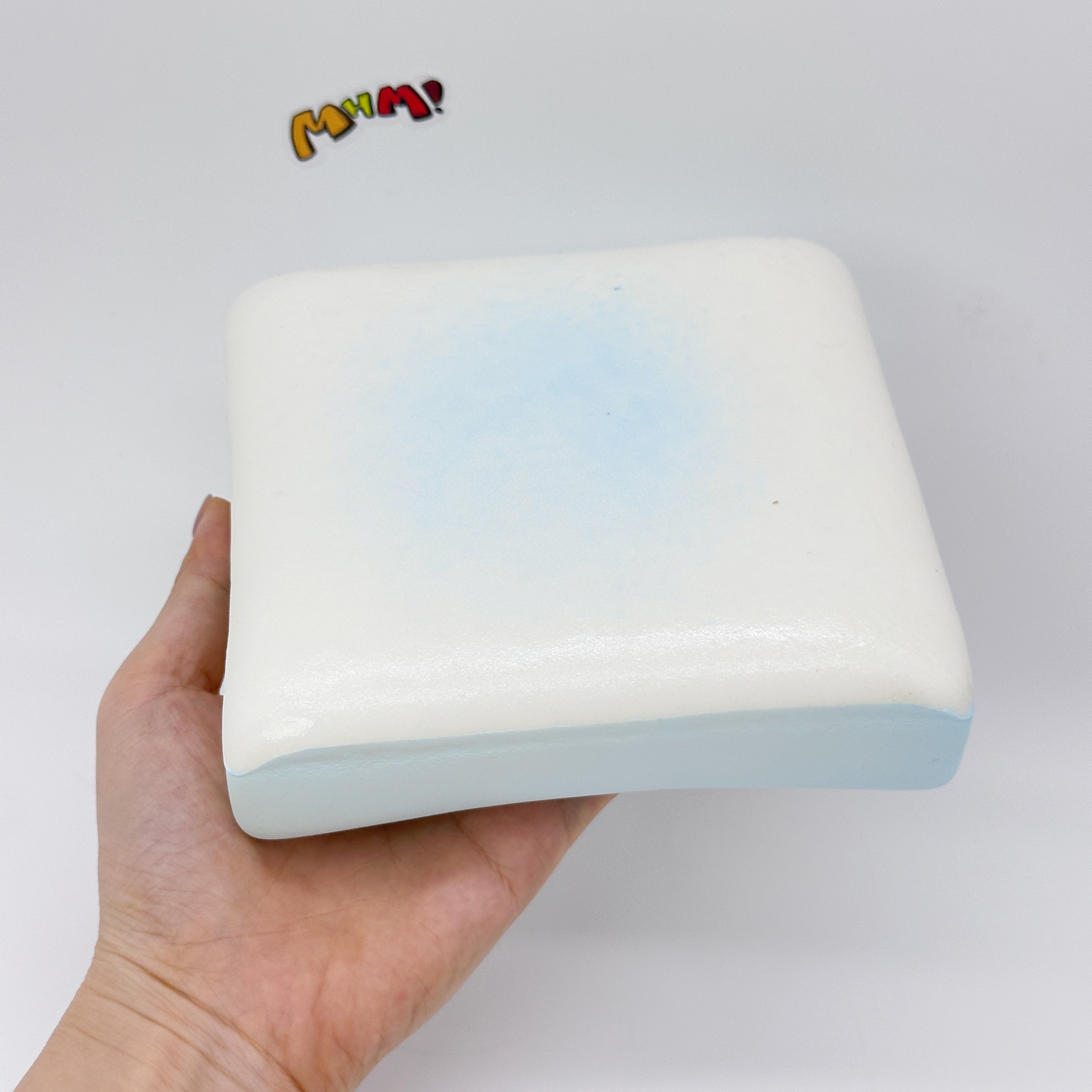 シーソルトミルク粘着トースト スクイーズ – MHM squishy