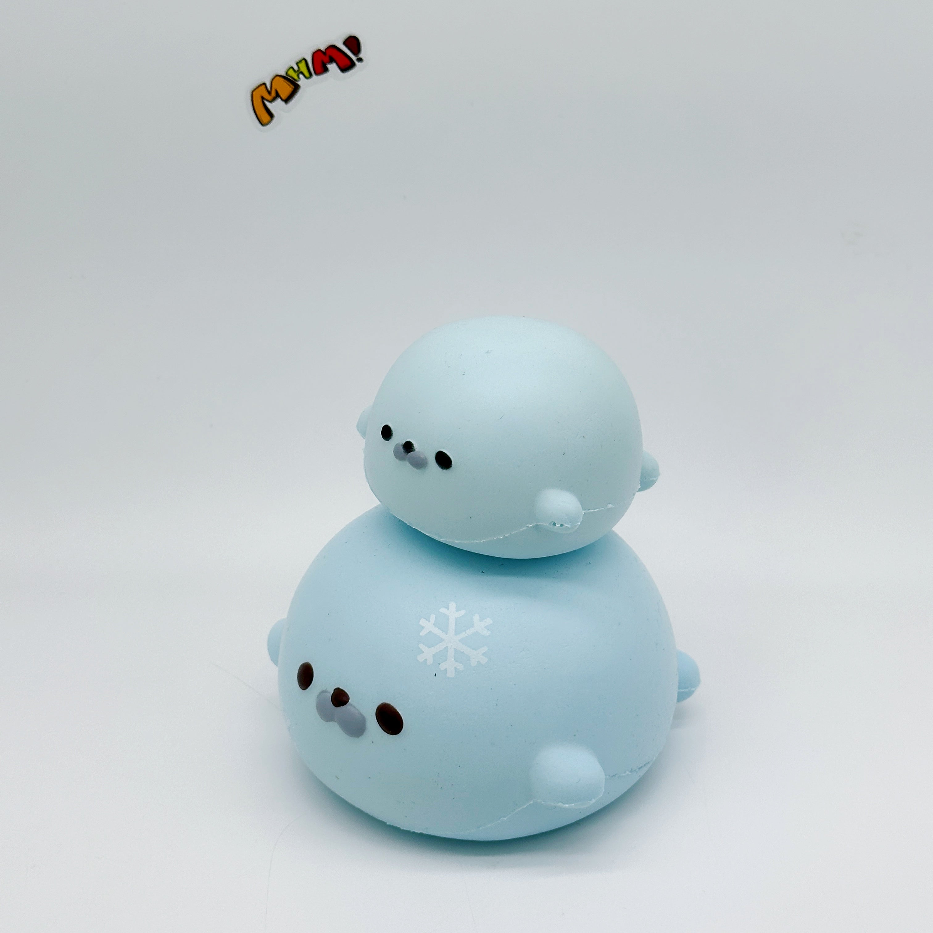 Squishy grand phoque bleu | Jouet anti-stress à remontée lente sur le thème marin