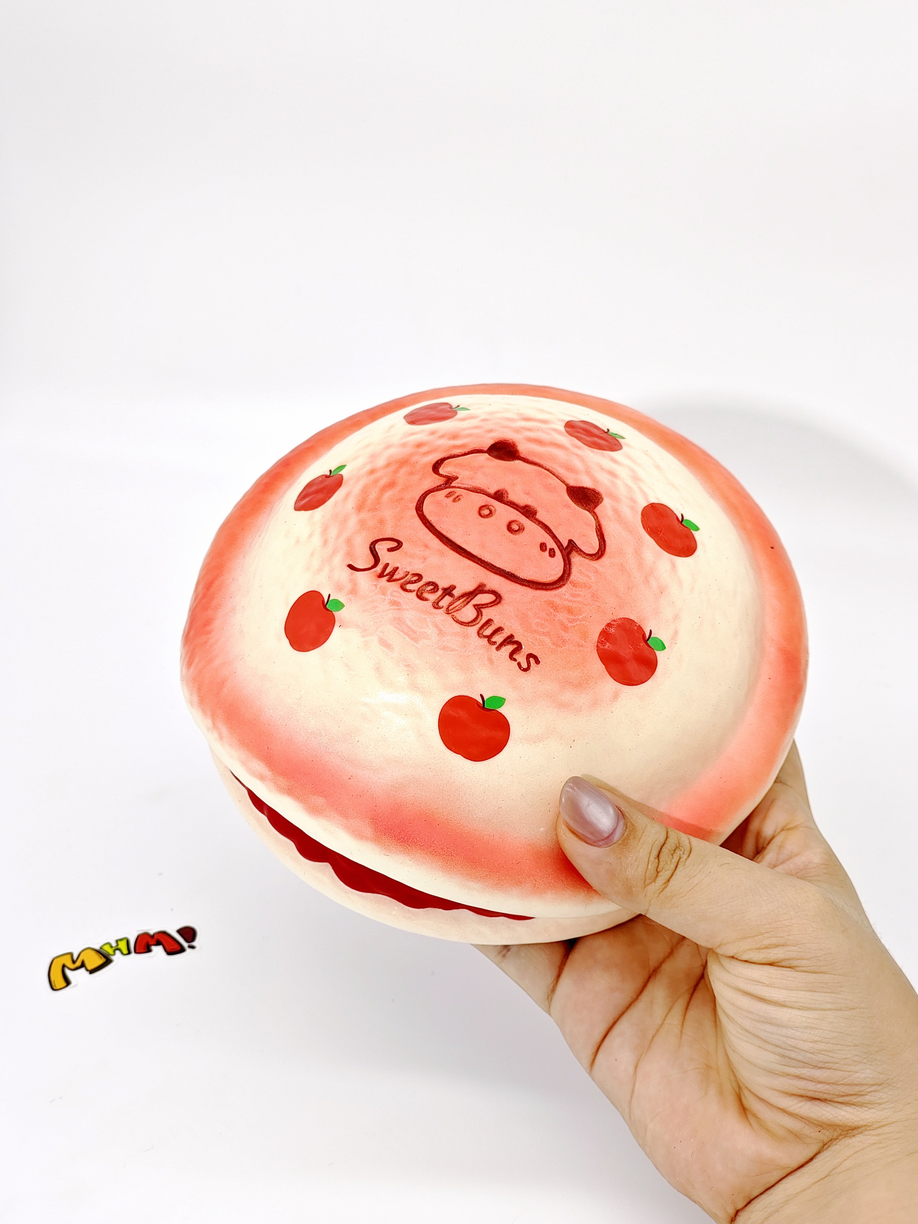 Apple dorayaki pancake squishy toy smooth matte texture japanese sweet bean cake fidget